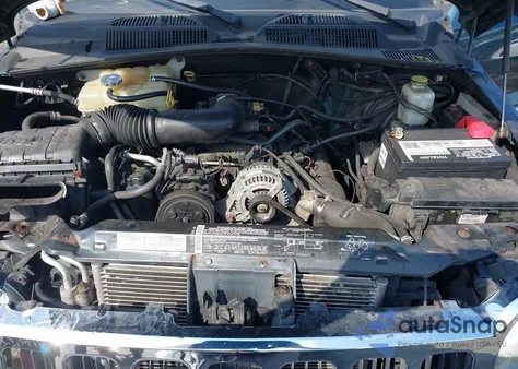 2005 Jeep Liberty Limited Edition из США, поврежденный, VIN 1J4GL58KX5W578646